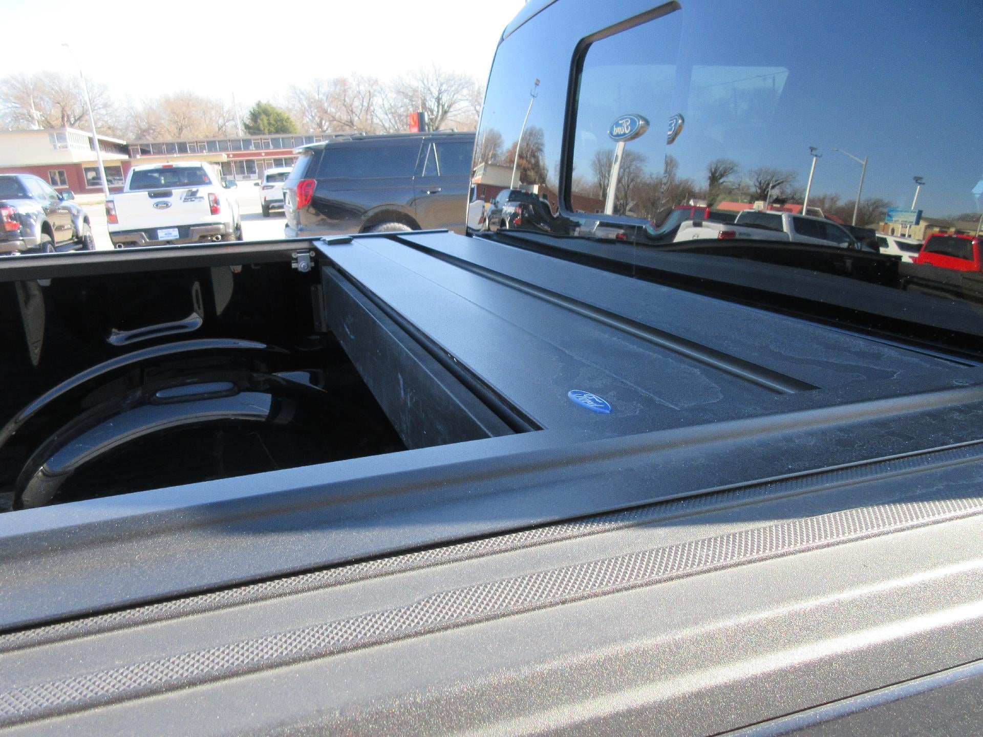 2023 Ford F-150 Platinum 4WD SuperCrew 5.5' Box