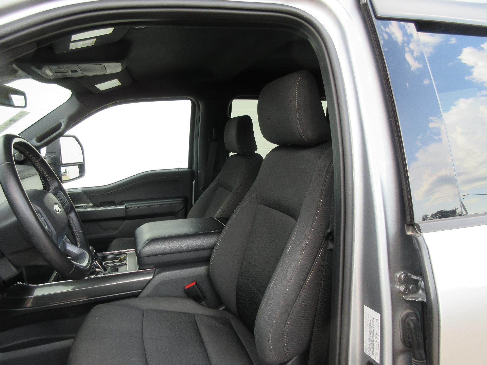 2023 Ford F-150 XLT 4WD SuperCrew 5.5' Box