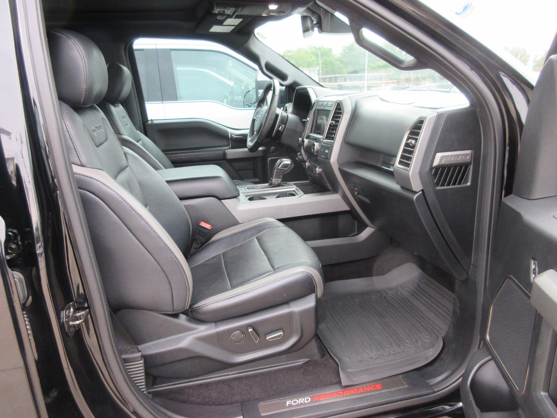 2018 Ford F-150 Raptor 4WD SuperCrew 5.5' Box