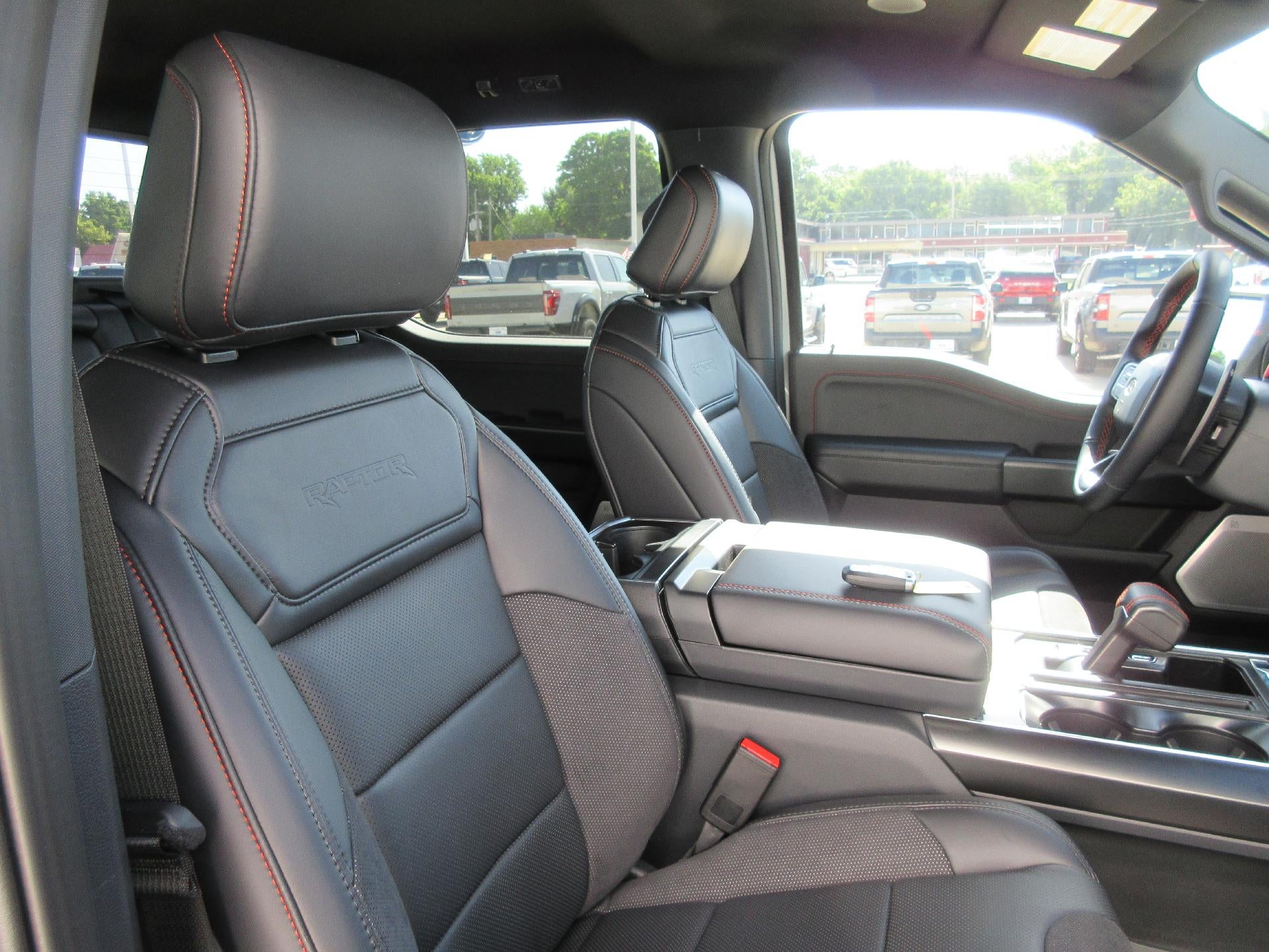 2026 Ford F-150 Raptor 4WD SuperCrew 5.5' Box
