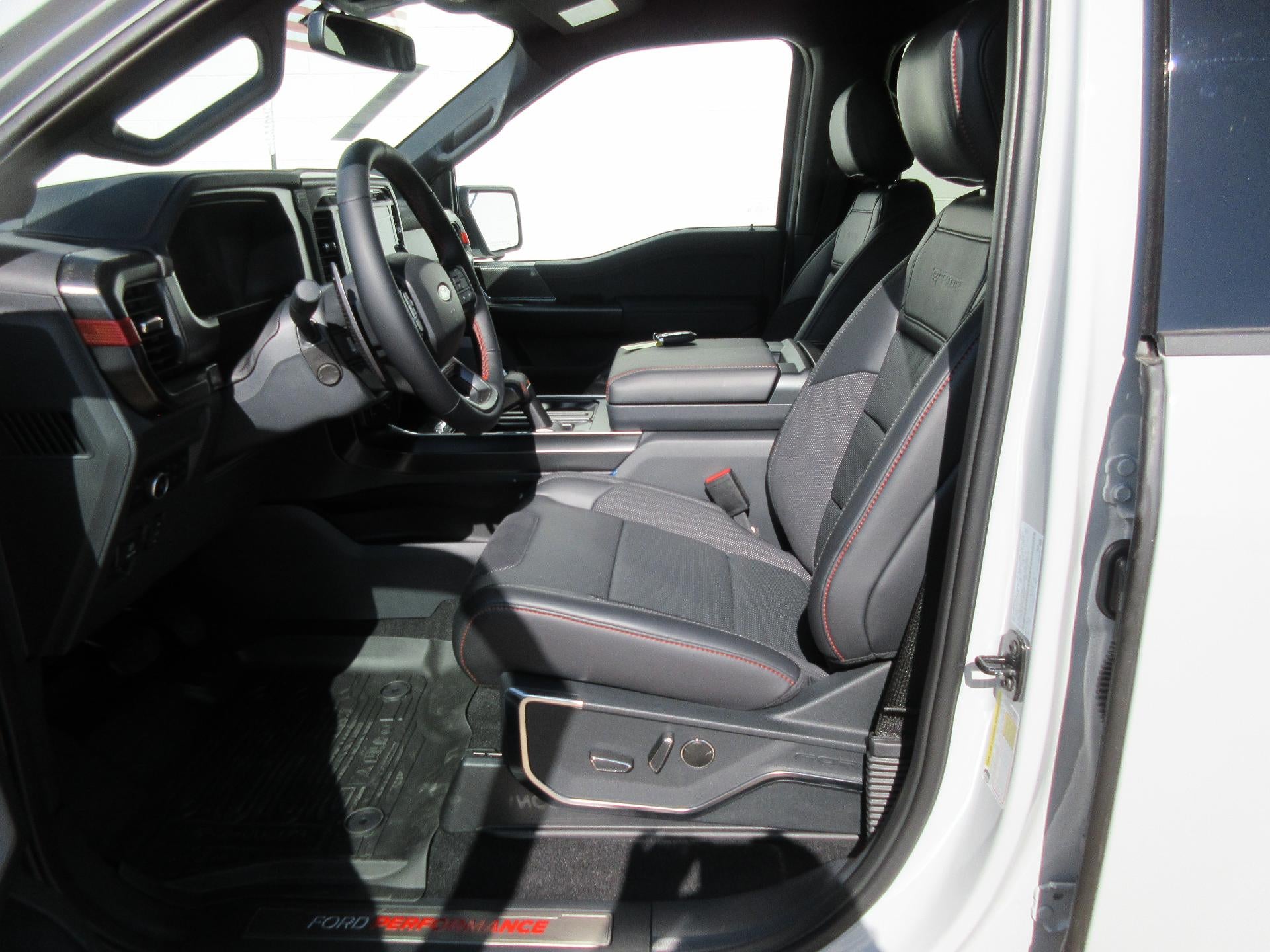 2026 Ford F-150 Raptor 4WD SuperCrew 5.5' Box