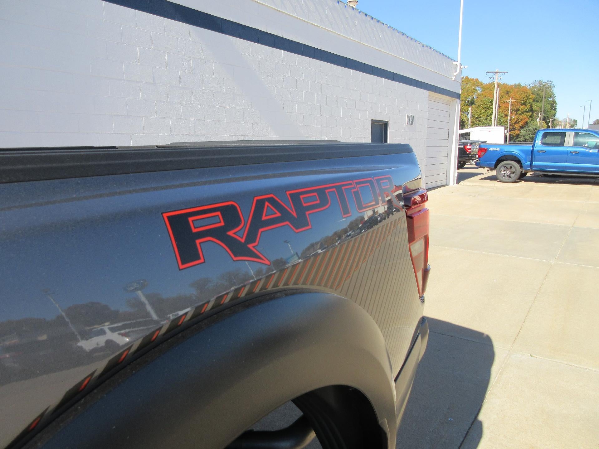2025 Ford F-150 Raptor 4WD SuperCrew 5.5' Box