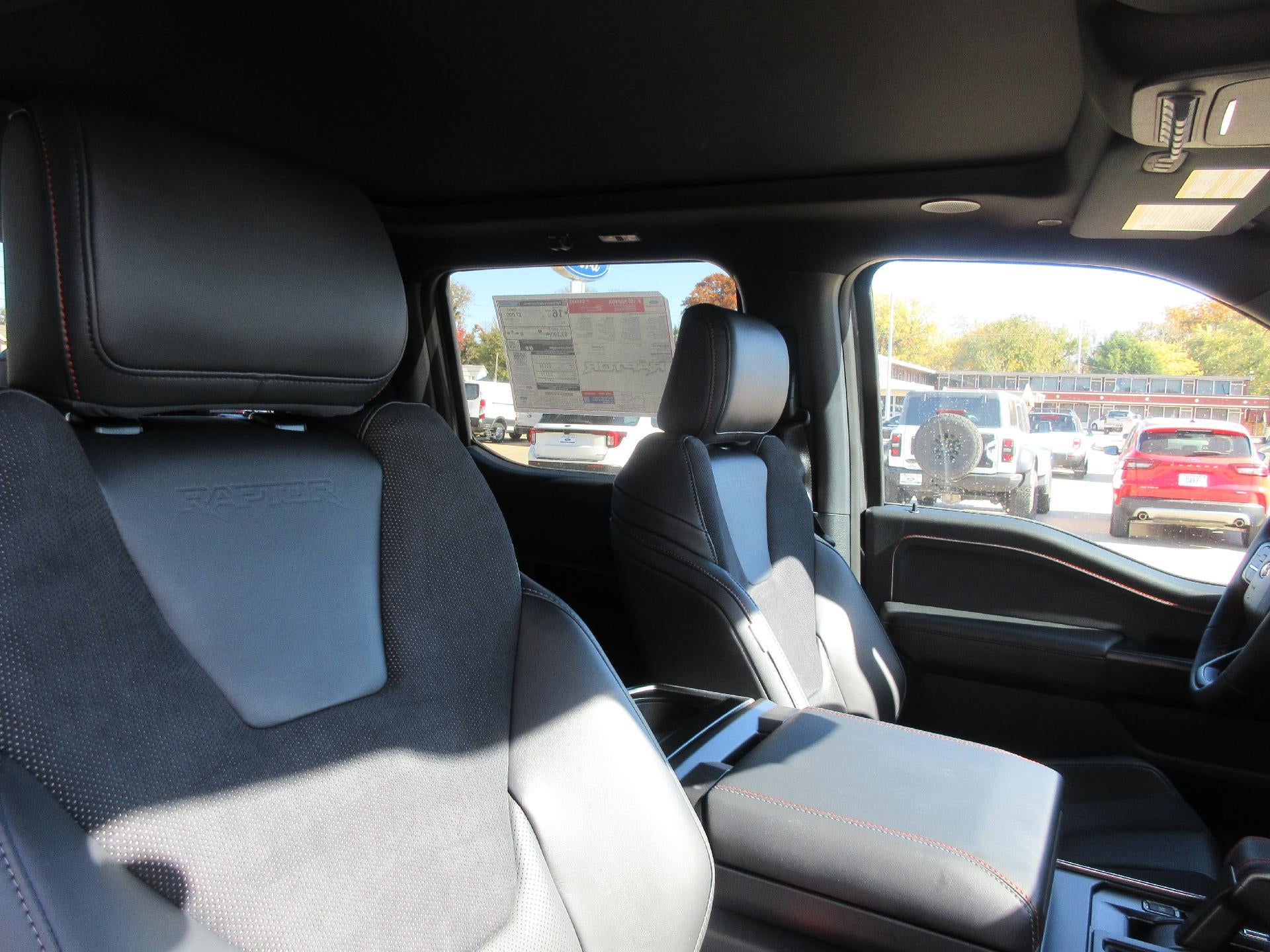 2025 Ford F-150 Raptor 4WD SuperCrew 5.5' Box