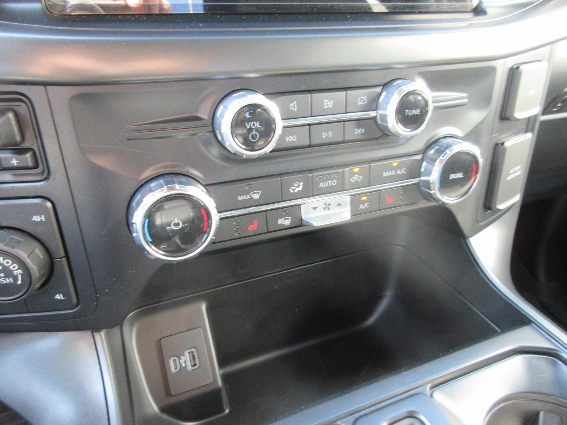 2024 Ford F-150 XLT 4WD SuperCrew 5.5' Box