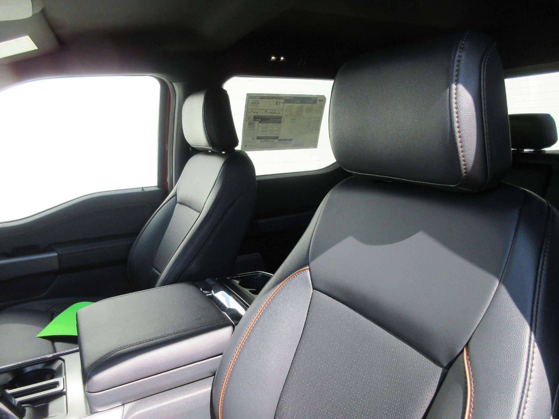 2025 Ford F-150 LARIAT 4WD SuperCrew 5.5' Box