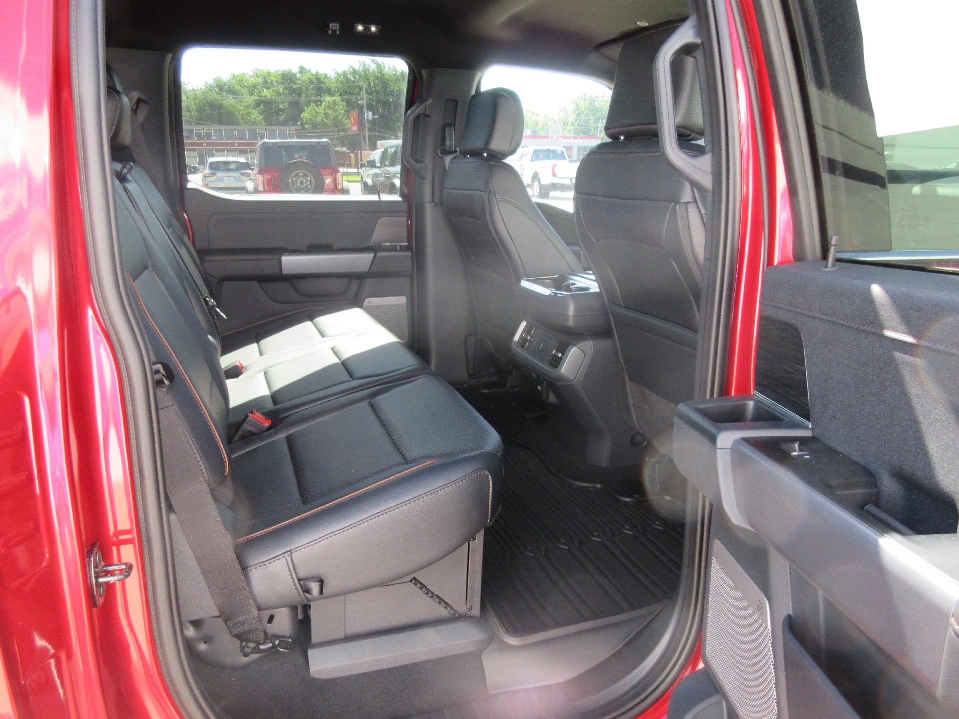 2025 Ford F-150 LARIAT 4WD SuperCrew 5.5' Box