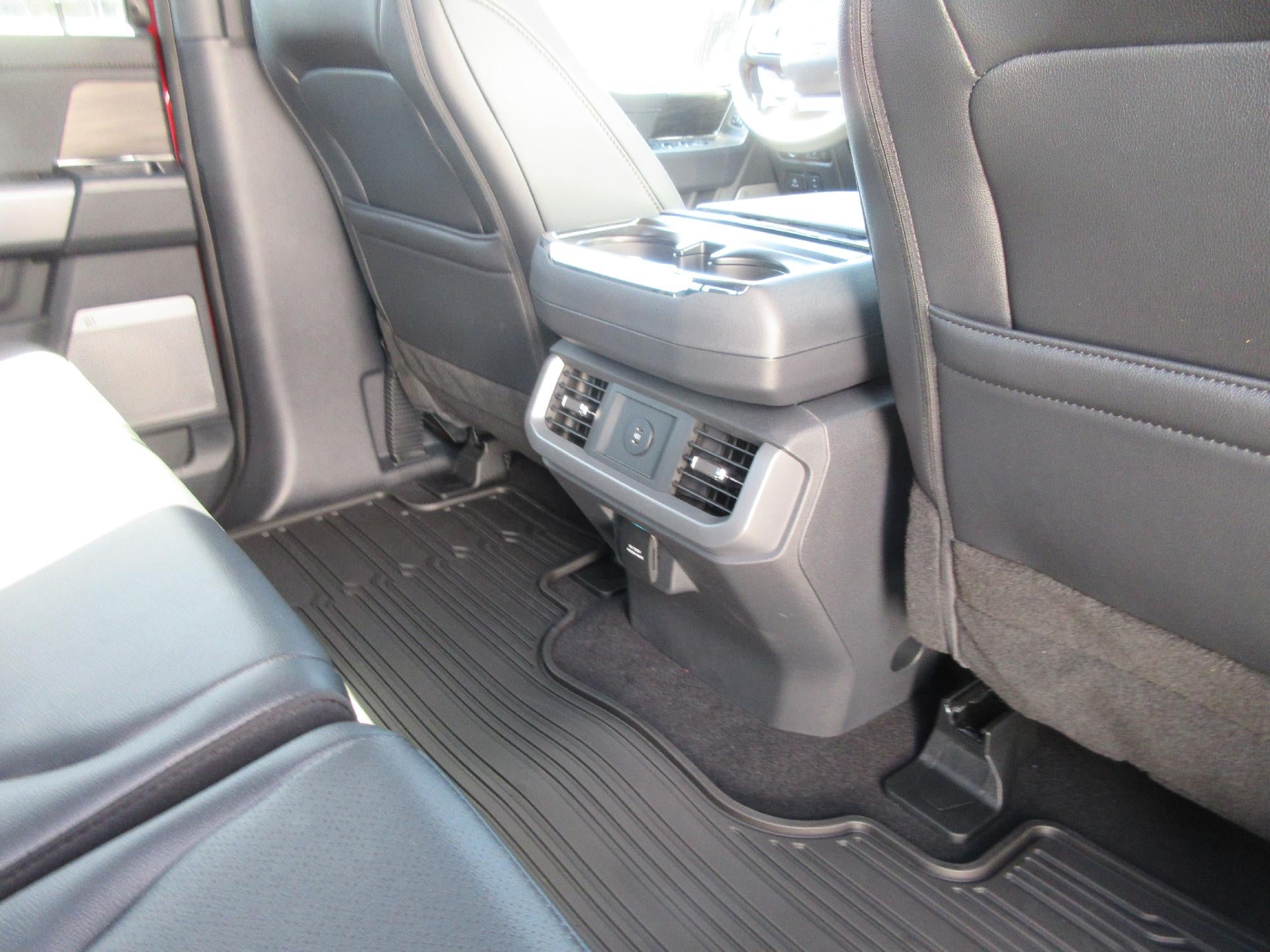 2025 Ford F-150 LARIAT 4WD SuperCrew 5.5' Box