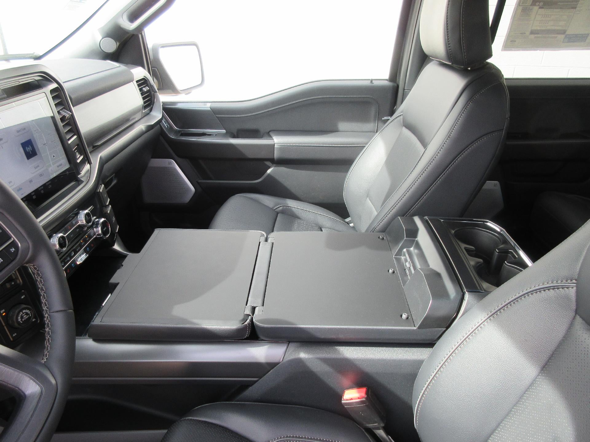 2026 Ford F-150 LARIAT 4WD SuperCrew 5.5' Box