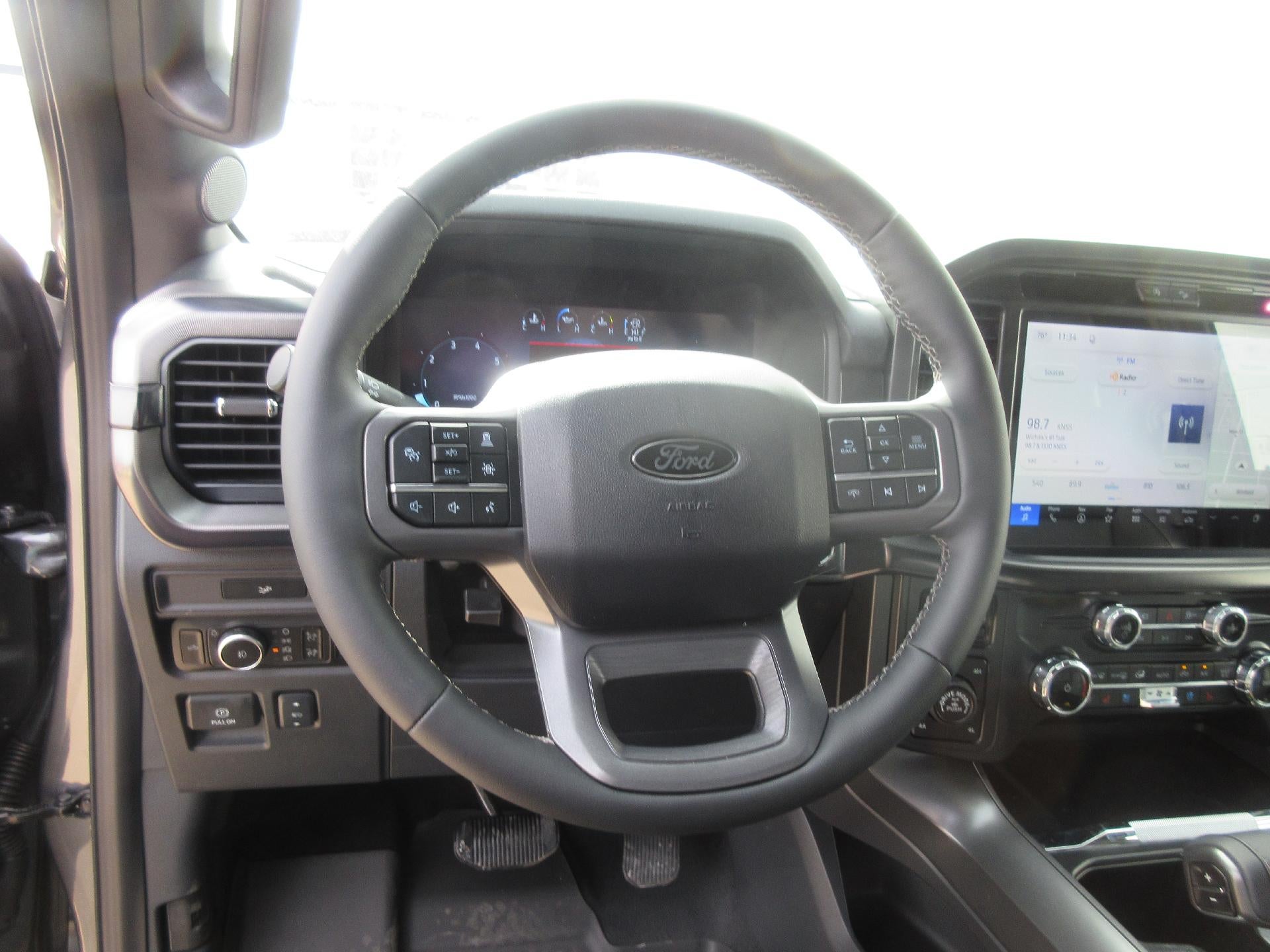 2026 Ford F-150 LARIAT 4WD SuperCrew 5.5' Box