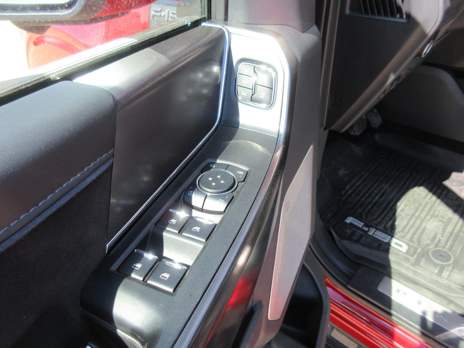 2024 Ford F-150 Platinum 4WD SuperCrew 5.5' Box