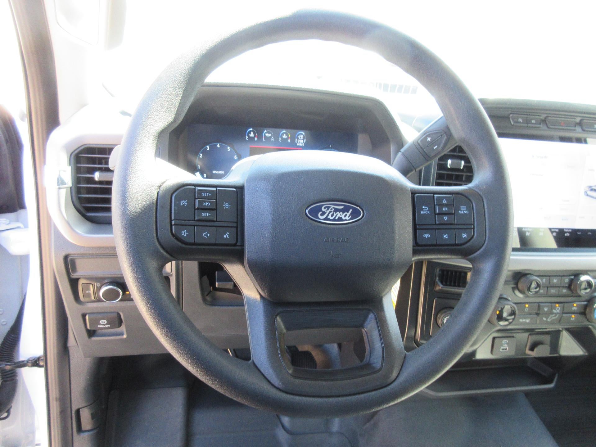 2024 Ford F-150 XL 2WD Reg Cab 6.5' Box