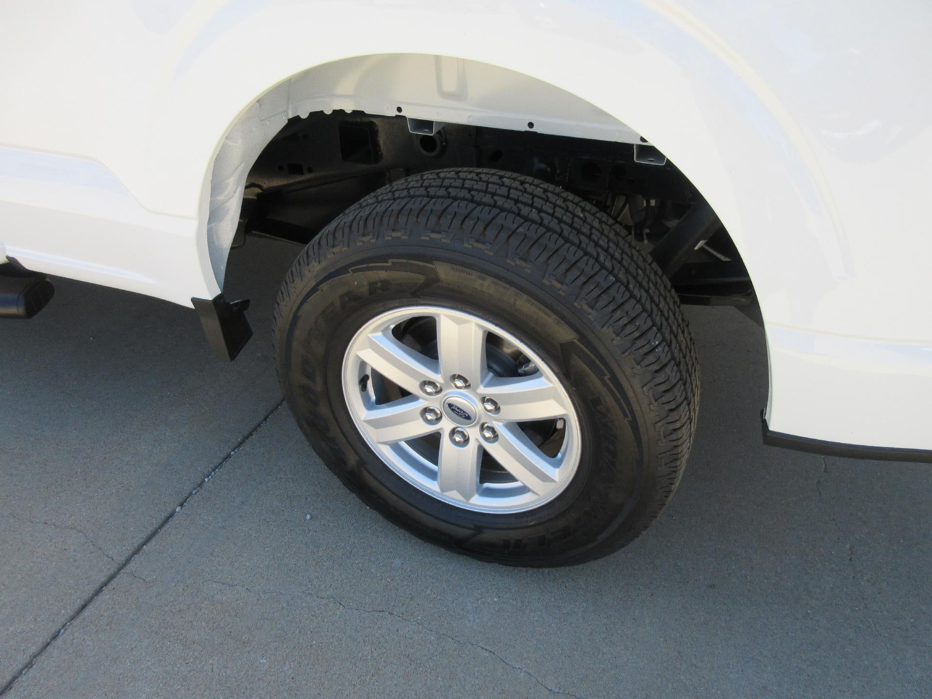 2024 Ford F-150 XL 2WD Reg Cab 6.5' Box