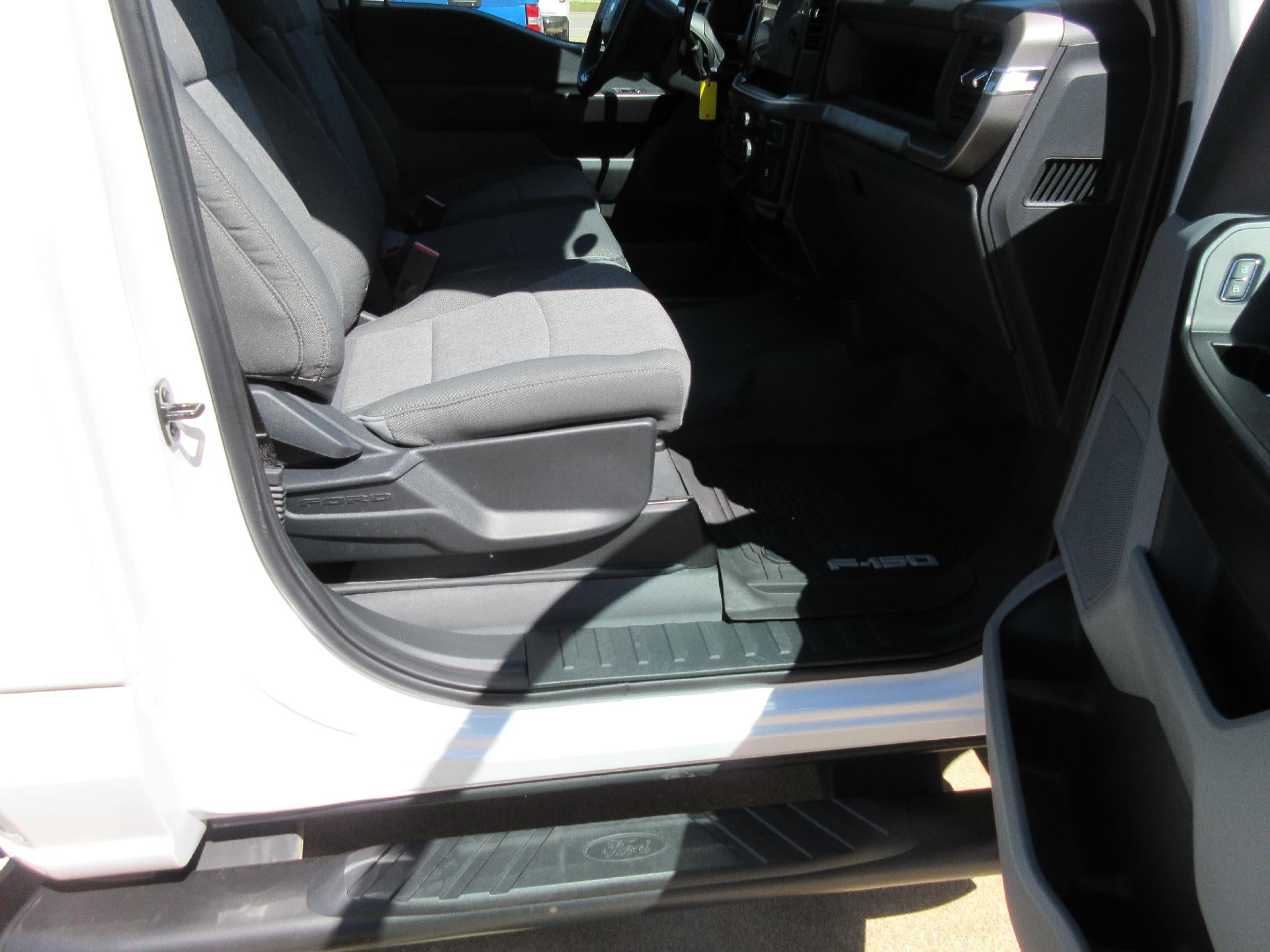 2024 Ford F-150 XL 2WD Reg Cab 6.5' Box