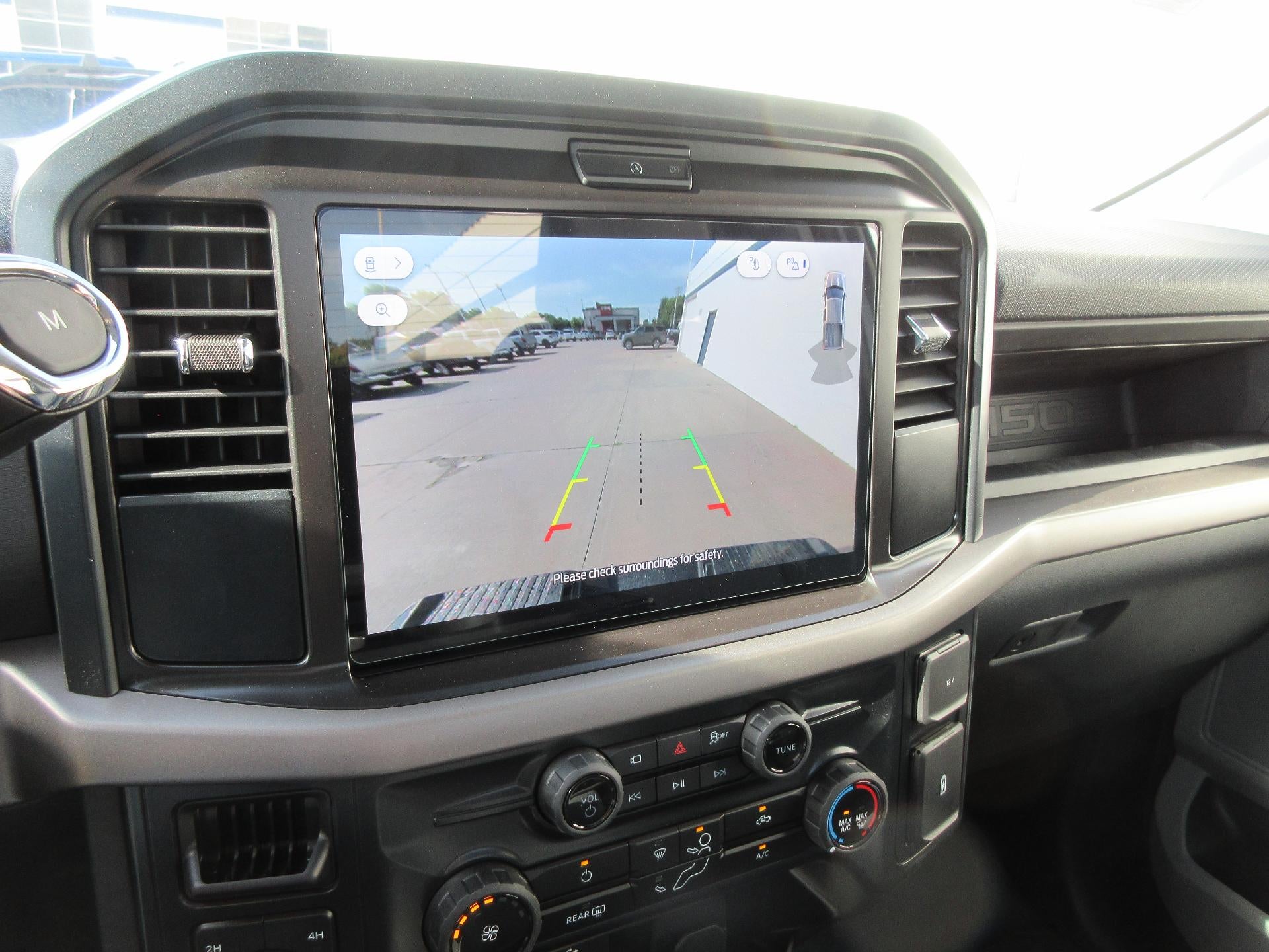2026 Ford F-150 XL 4WD Reg Cab 8' Box