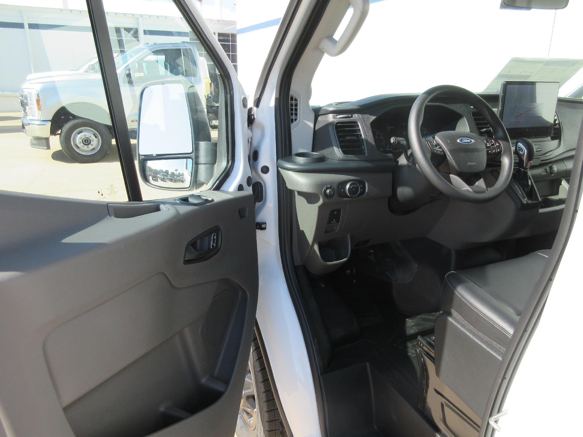 2025 Ford Transit Cargo Van T-150 148" Med Rf 8670 GVWR RWD