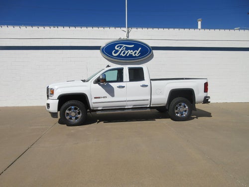 2015 GMC Sierra 2500HD available WiFi Double Cab Standard Box 4-Wheel Drive SLT