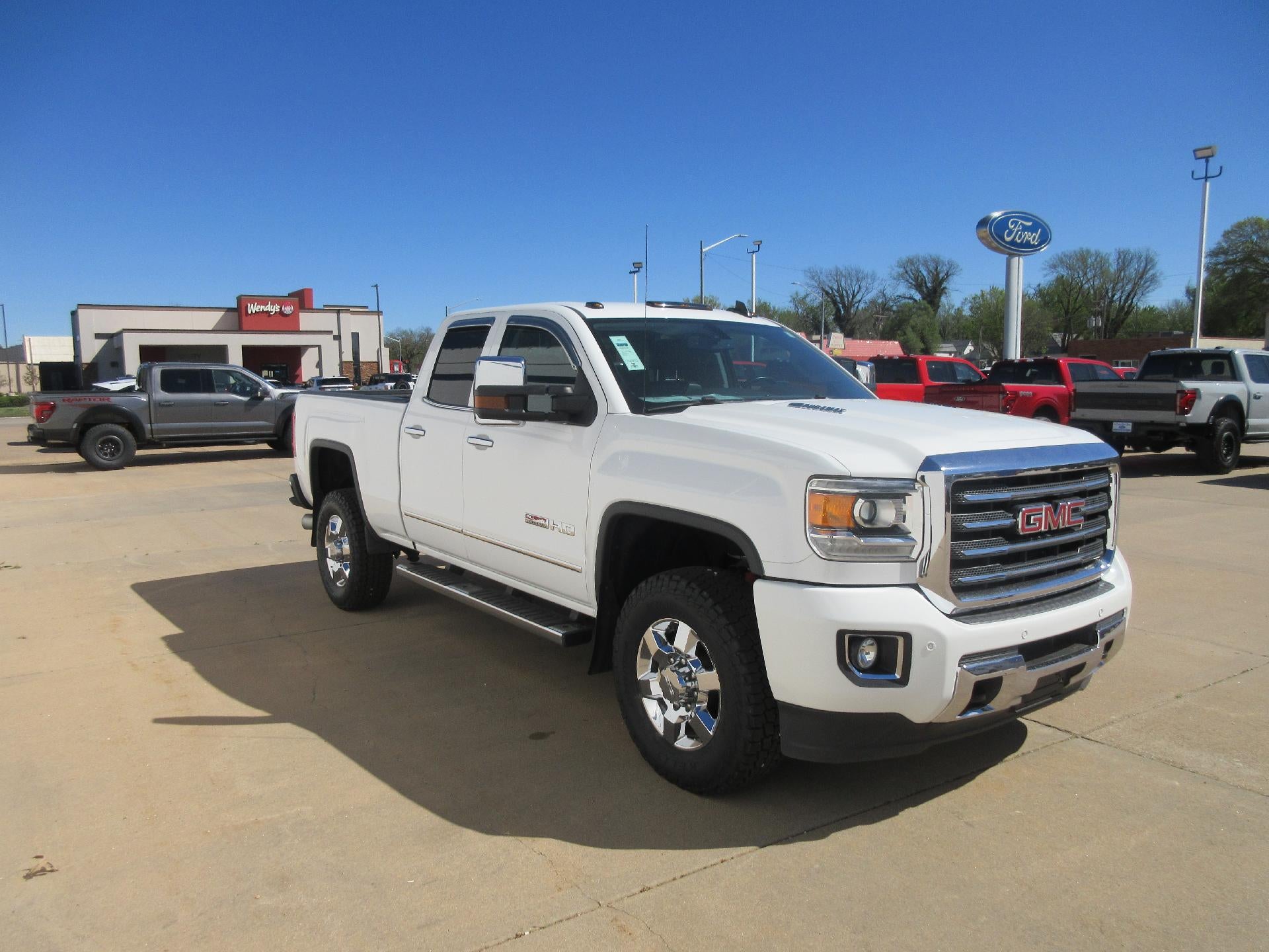 2015 GMC Sierra 2500HD available WiFi Double Cab Standard Box 4-Wheel Drive SLT