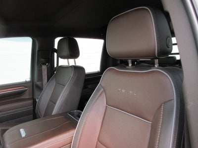 2025 GMC Sierra 3500HD Crew Cab Standard Box 4-Wheel Drive Denali