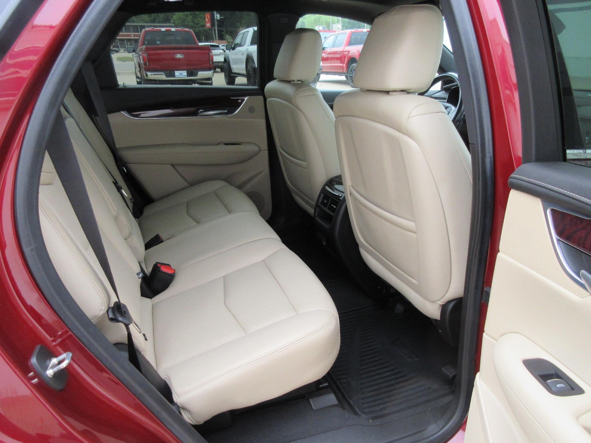 2018 Cadillac XT5 AWD 4dr Premium Luxury