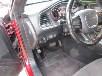 2019 Dodge Challenger SXT RWD