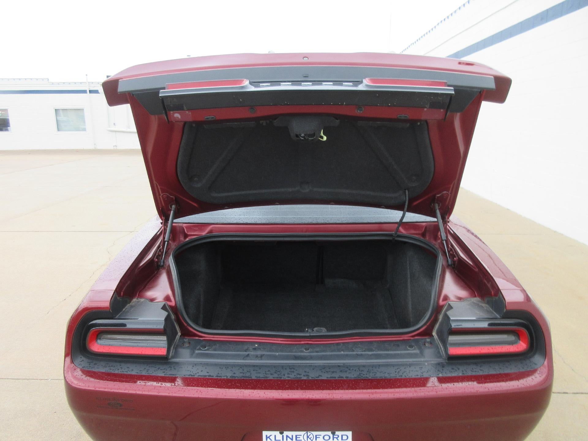 2019 Dodge Challenger SXT RWD