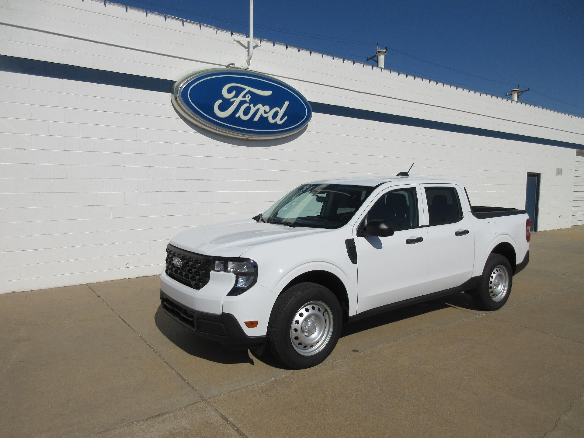 2026 Ford Maverick XL AWD SuperCrew