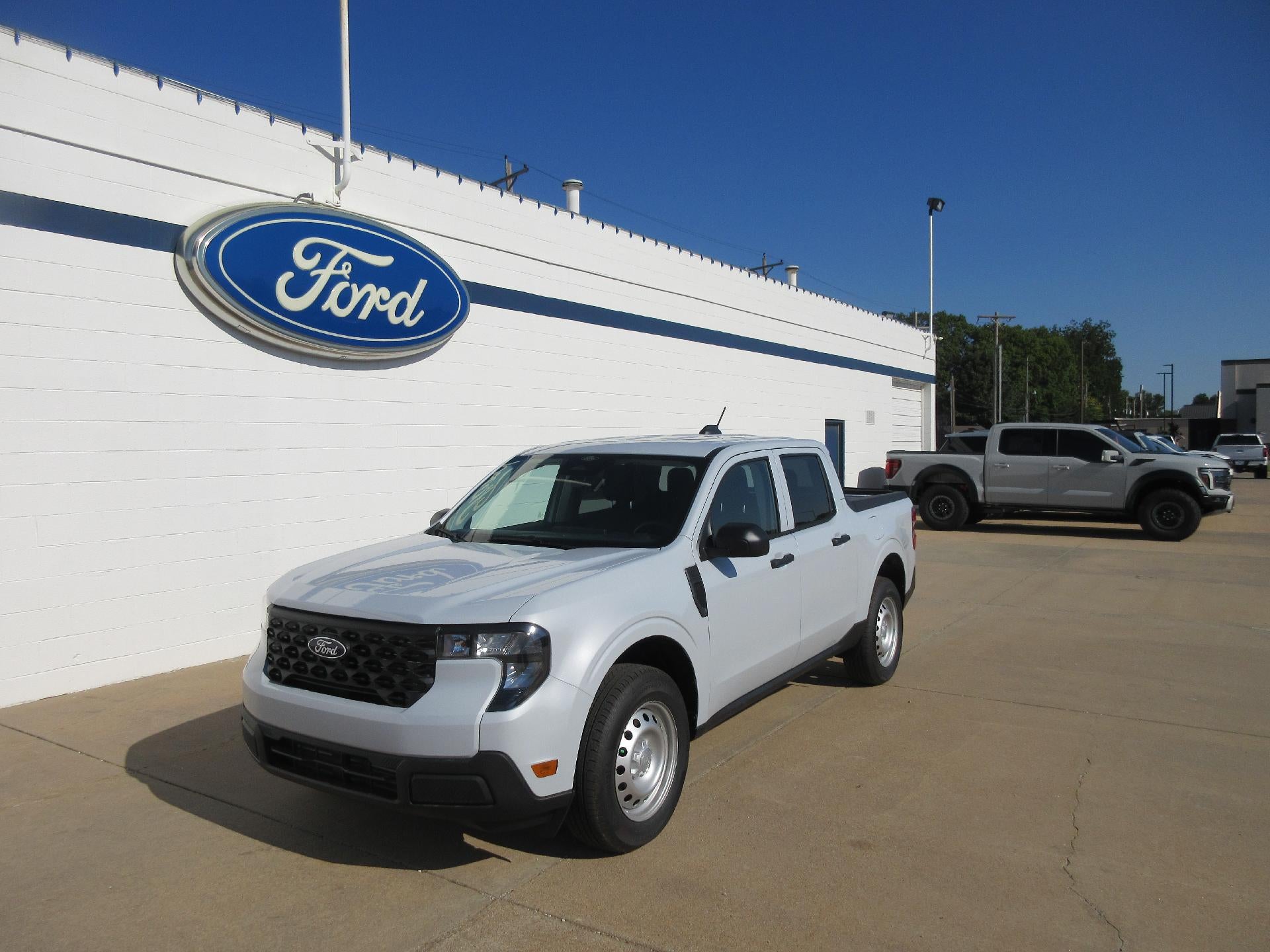 2026 Ford Maverick XL AWD SuperCrew