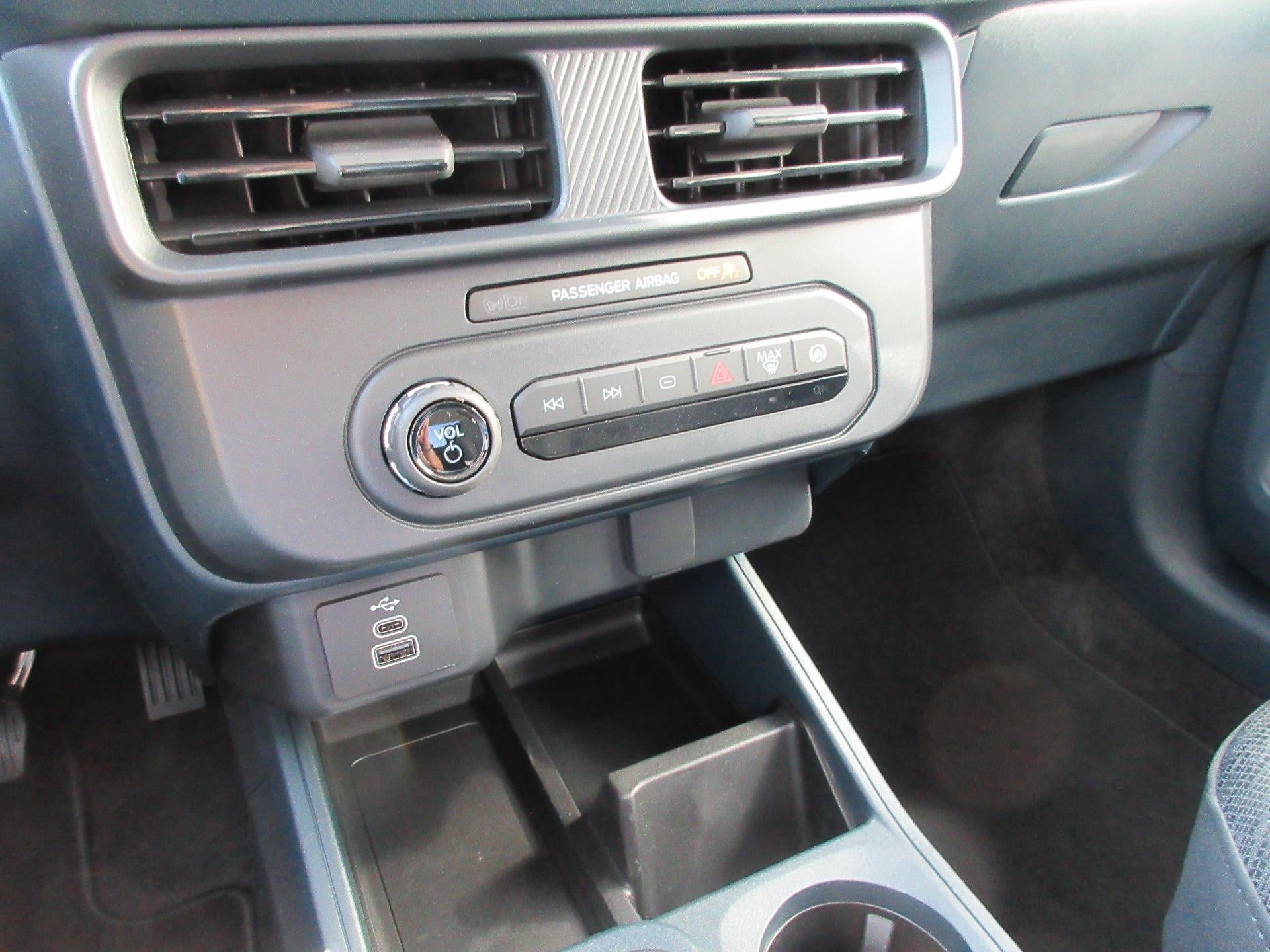 2026 Ford Maverick XL AWD SuperCrew