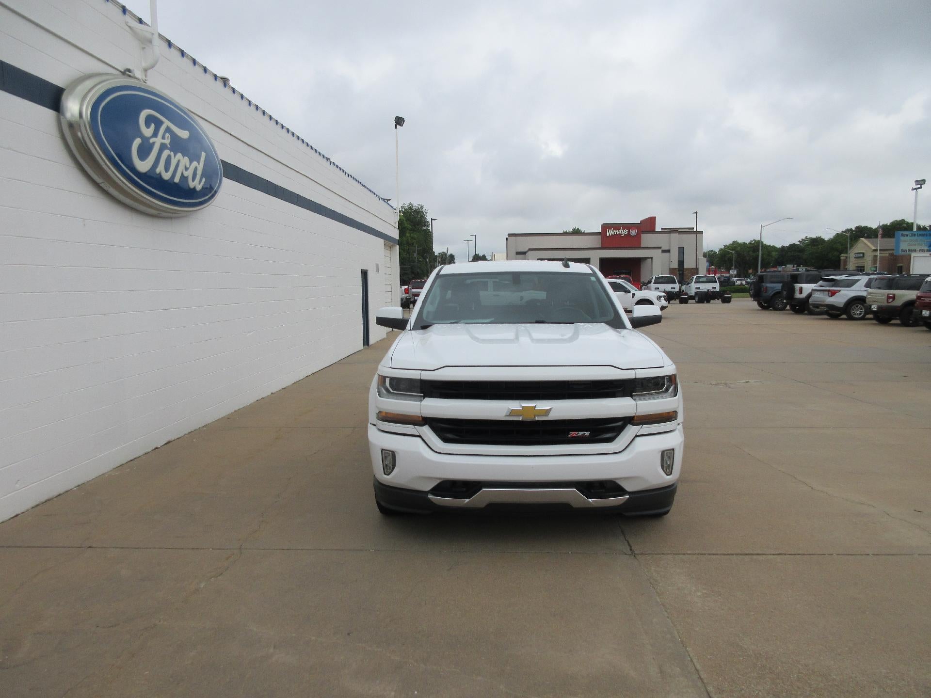 2018 Chevrolet Silverado 1500 Crew Cab Short Box 4-Wheel Drive LT Z71