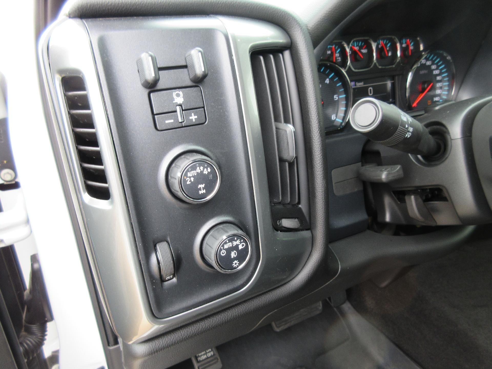 2018 Chevrolet Silverado 1500 Crew Cab Short Box 4-Wheel Drive LT Z71