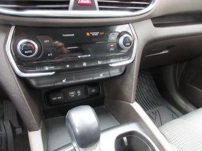 2019 Hyundai SANTA FE SEL Plus 2.4L Auto FWD
